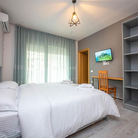 Aerial Hotel & Spa Vlorë Exteriér fotografie